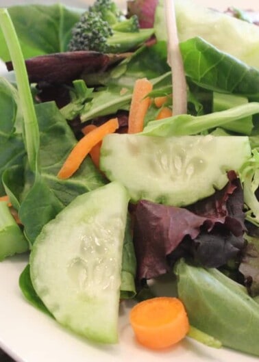 Mixed greens salad with vegetables