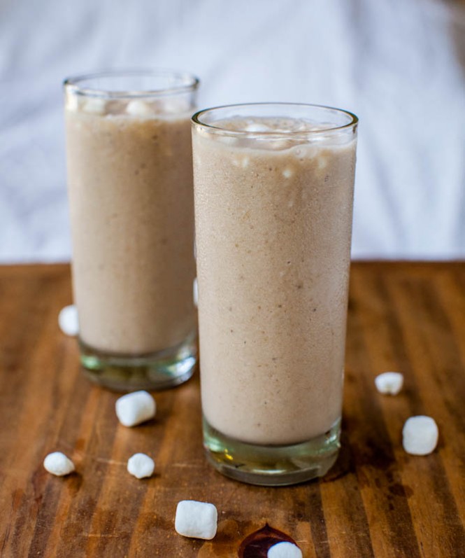 Fluffernutter Banana Smoothie - Averie Cooks