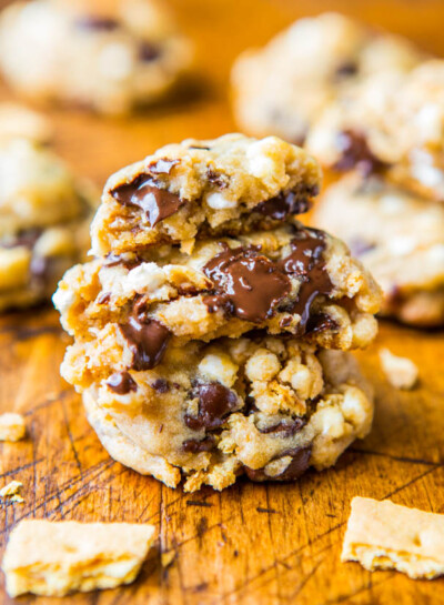 Soft & Chewy Chocolate Chip S'mores Cookies - Averie Cooks