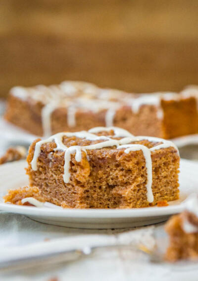 Brown Sugar-Topped Cinnamon-Sugar Coffee Cake with Vanilla Cream Cheese ...