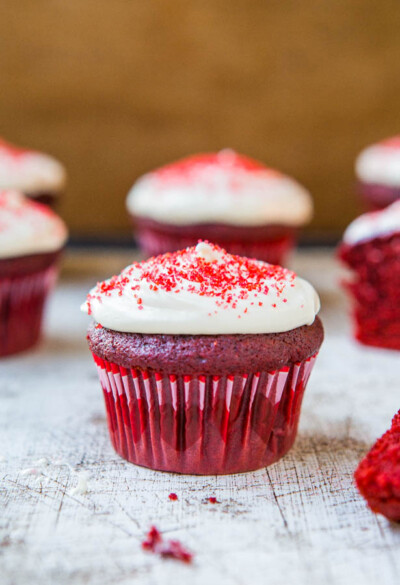 Red Velvet Cupcakes (+ Cream Cheese Frosting!) - Averie Cooks