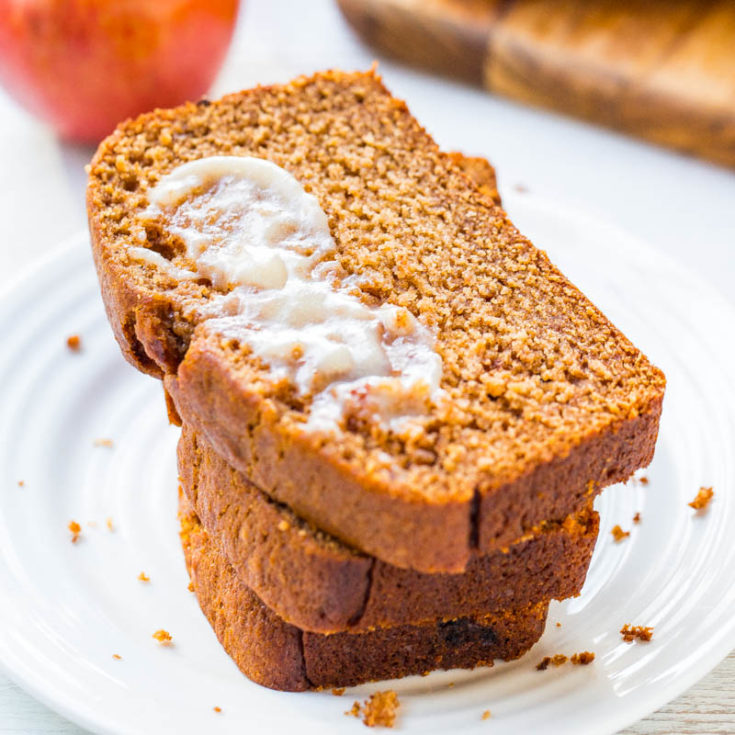 Frugal Foodie Mama: Mini Applesauce Bundt Cakes