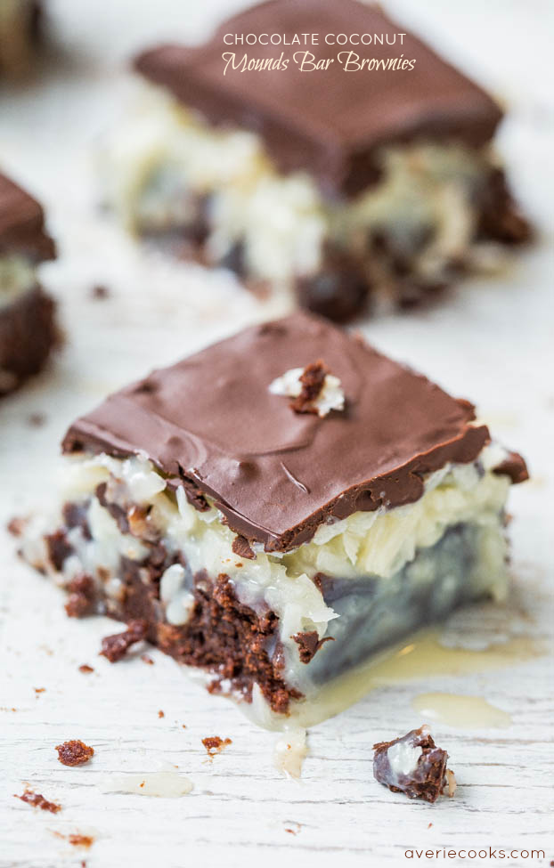 Chocolate Coconut Mounds Bar Brownies - Like eating a Mounds candy bar that's on top of rich, fudgy brownies!! Easy and oh so good!!