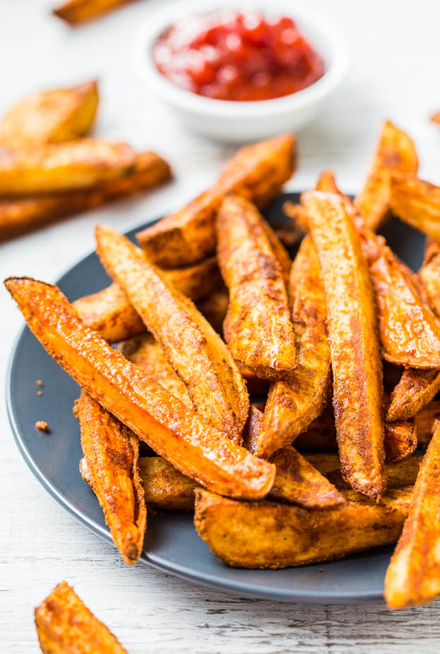 Baked Thick-Cut Seasoned Oven Fries - Averie Cooks