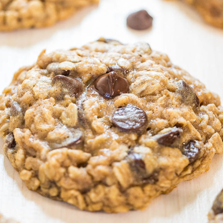 The Best Oatmeal Chocolate Chip Cookies | Averie Cooks | Bloglovin’