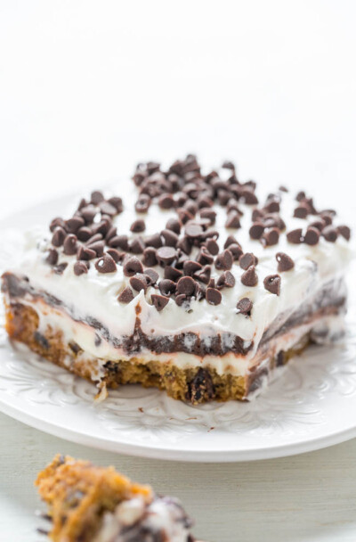 Loaded Chocolate Lasagna Recipe - Averie Cooks