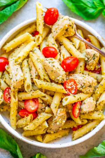 Lemon Butter Garlic Chicken Pasta - Averie Cooks