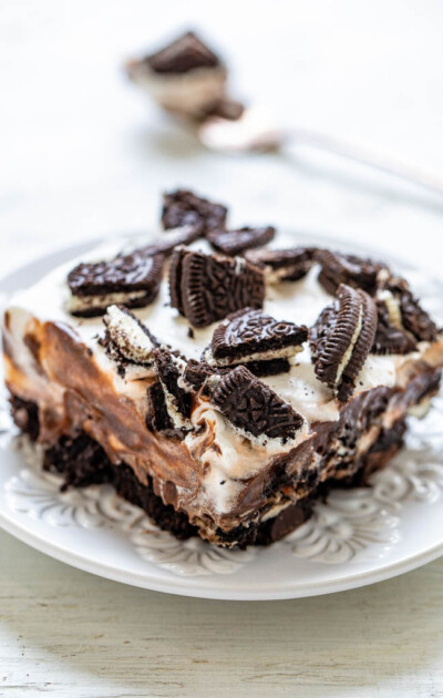 Layered Oreo Delight Recipe - Averie Cooks