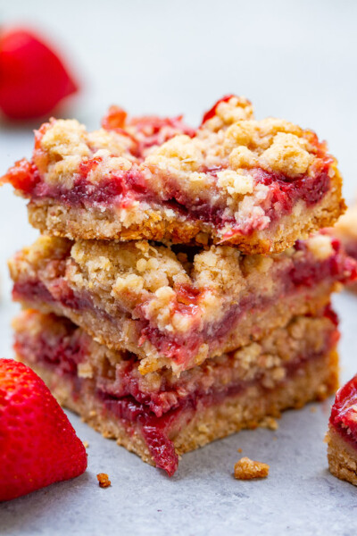 Buttery Strawberry Oatmeal Bars - Averie Cooks