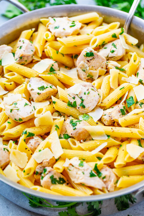 Lemon Butter Garlic Chicken Pasta - Averie Cooks