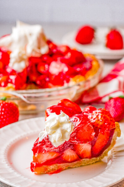 Glazed Strawberry Jell-o Pie - Averie Cooks