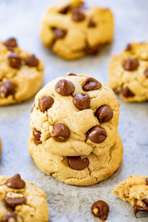 Olive Oil Chocolate Chip Cookies - Averie Cooks