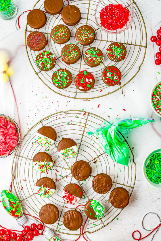 Christmas Chocolate-Covered Oreos - Averie Cooks