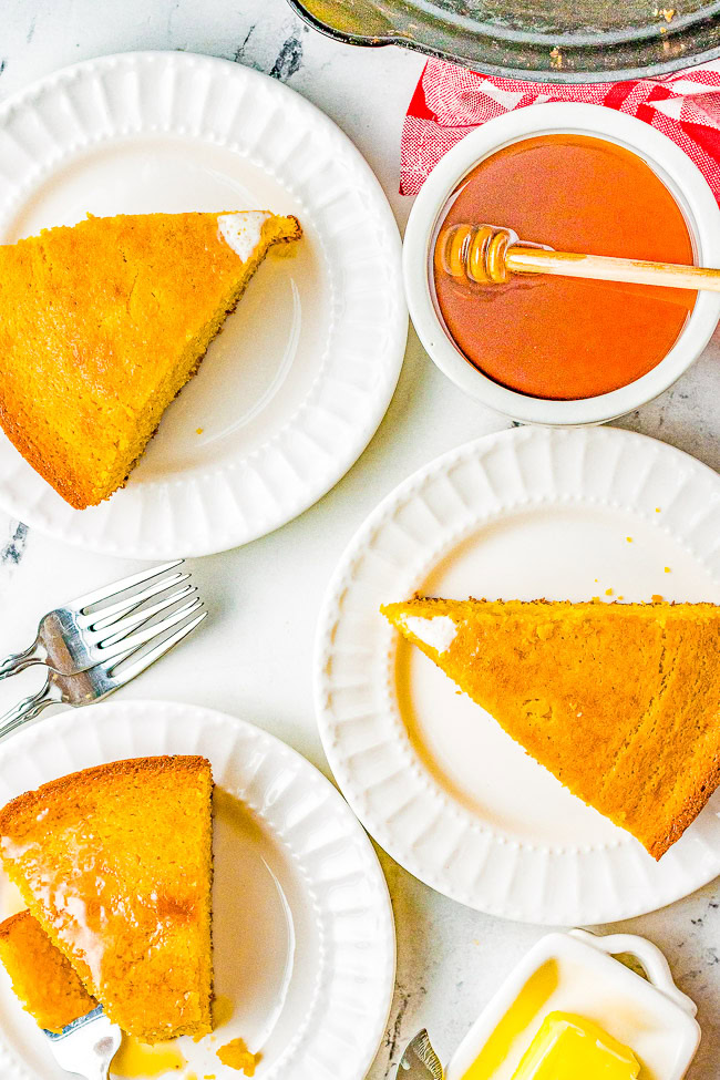 30 Minute Cast Iron Skillet Cornbread Recipe - 21