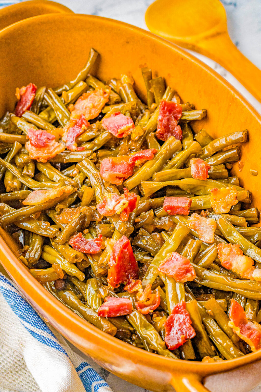 Simple Green Beans with Bacon & Brown Sugar - Averie Cooks