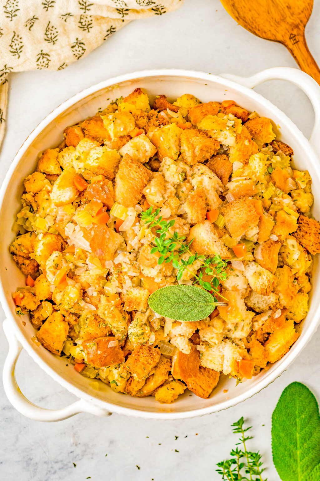 Fast & Easy Homemade Stovetop Stuffing - Averie Cooks