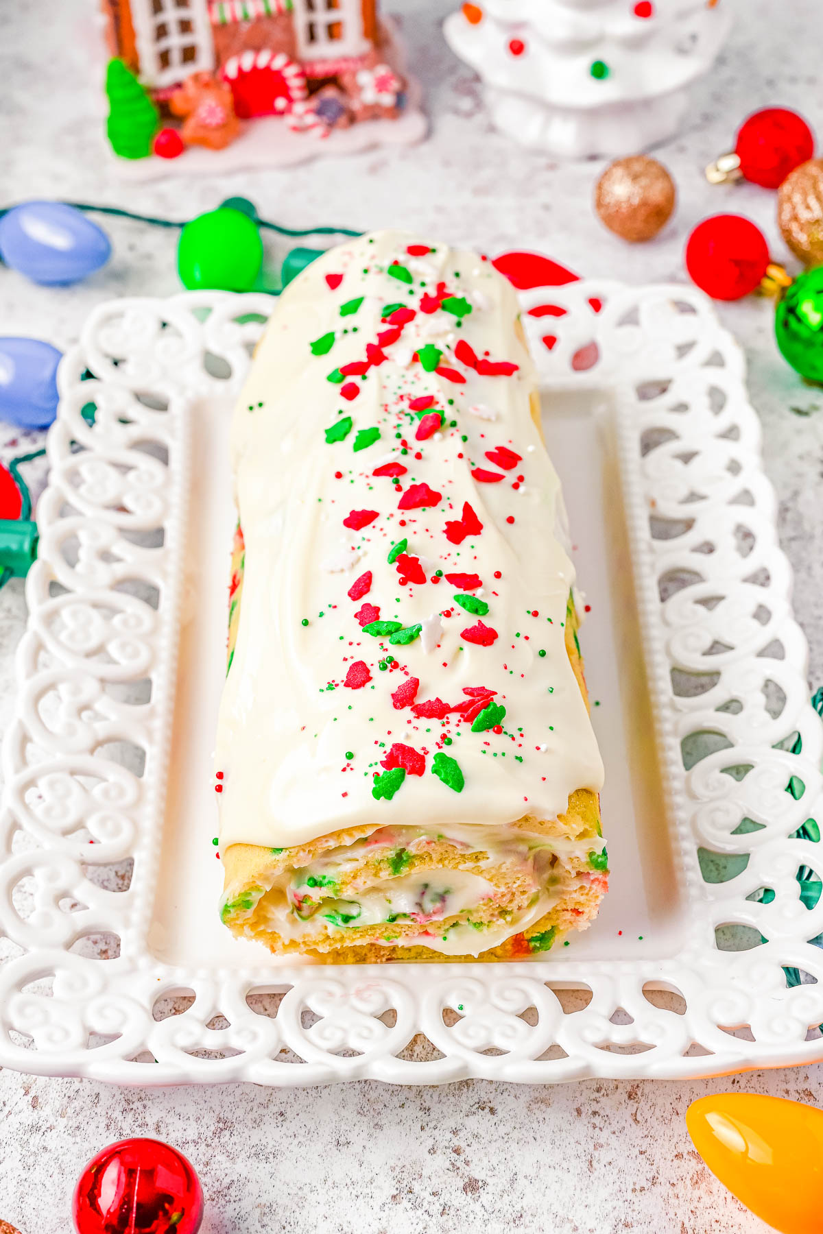 Easy Christmas Cake Roll with Cream Chees Filling - 6