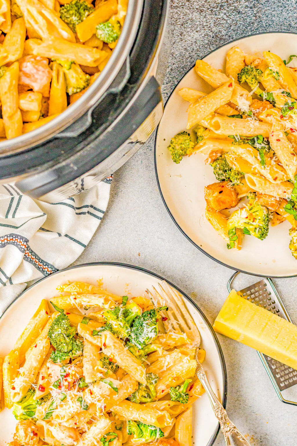 Instant Pot Chicken Broccoli Pasta Averie Cooks