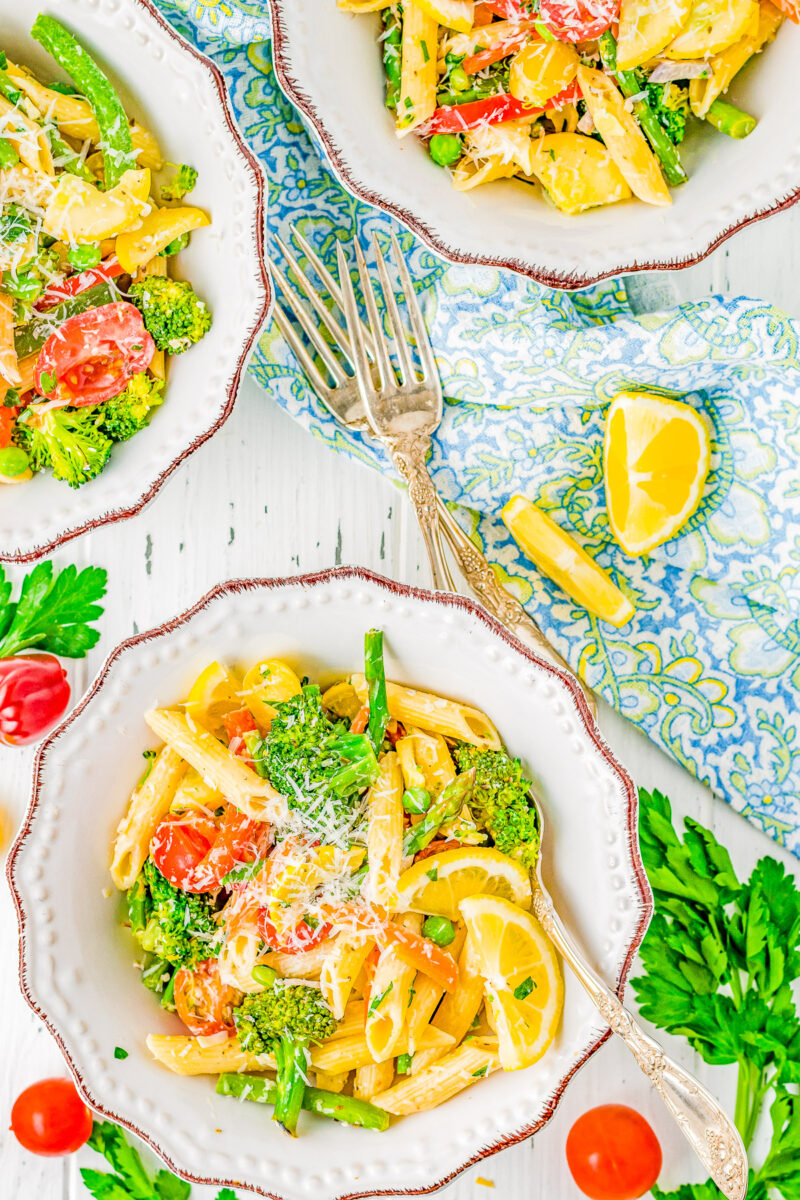 Creamy Pasta Primavera - Averie Cooks