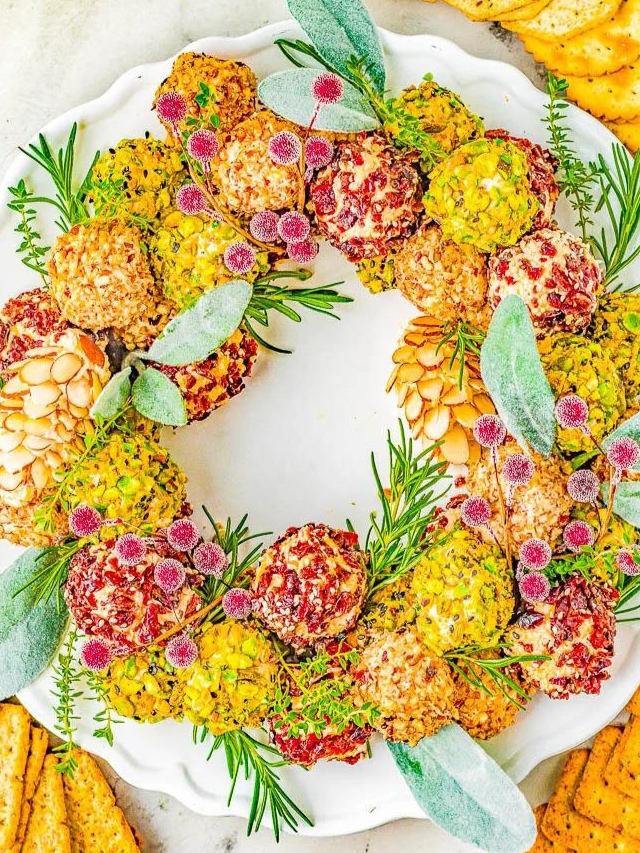 Cheese Ball Wreath - Averie Cooks