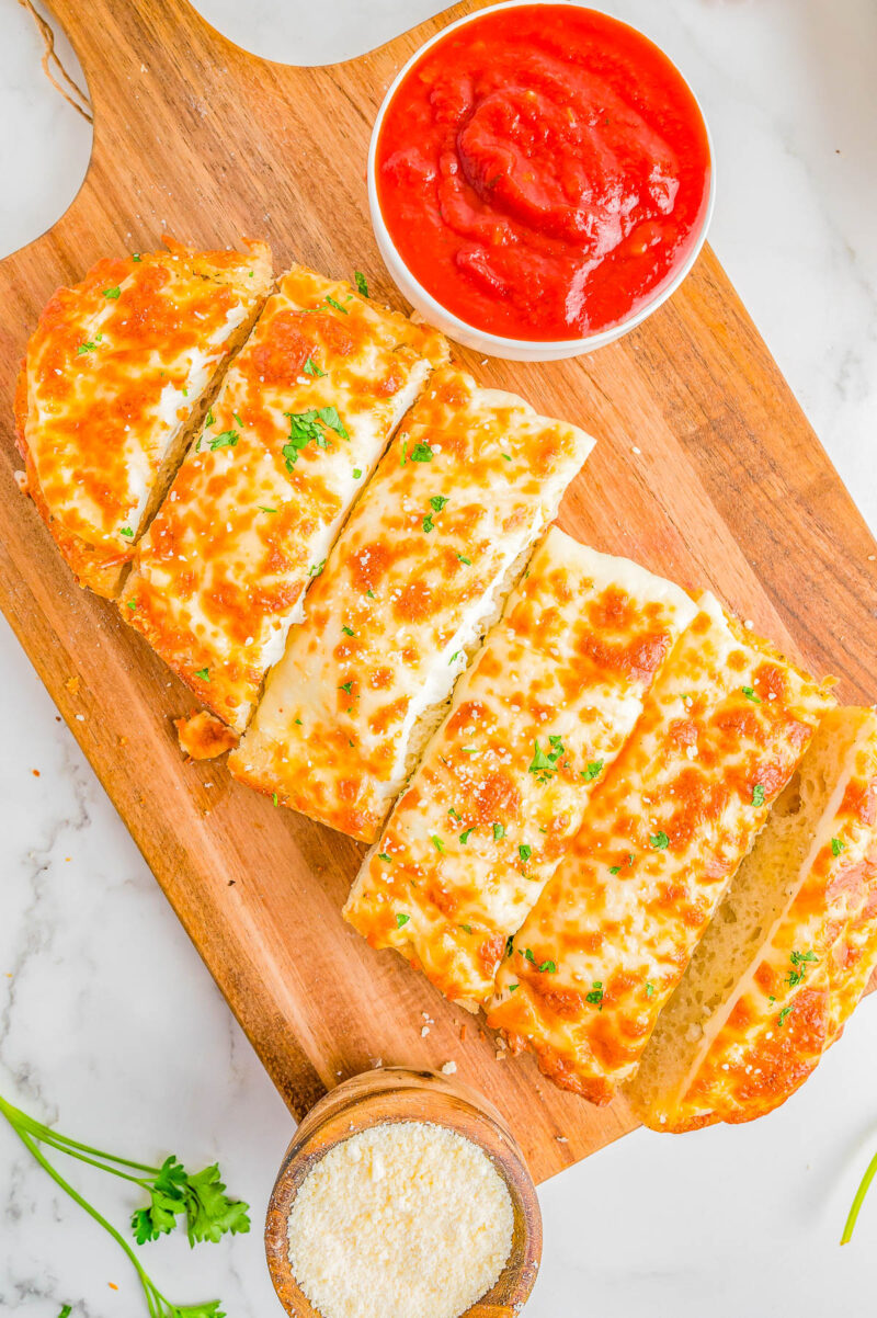 Cheesy Garlic Bread - Averie Cooks