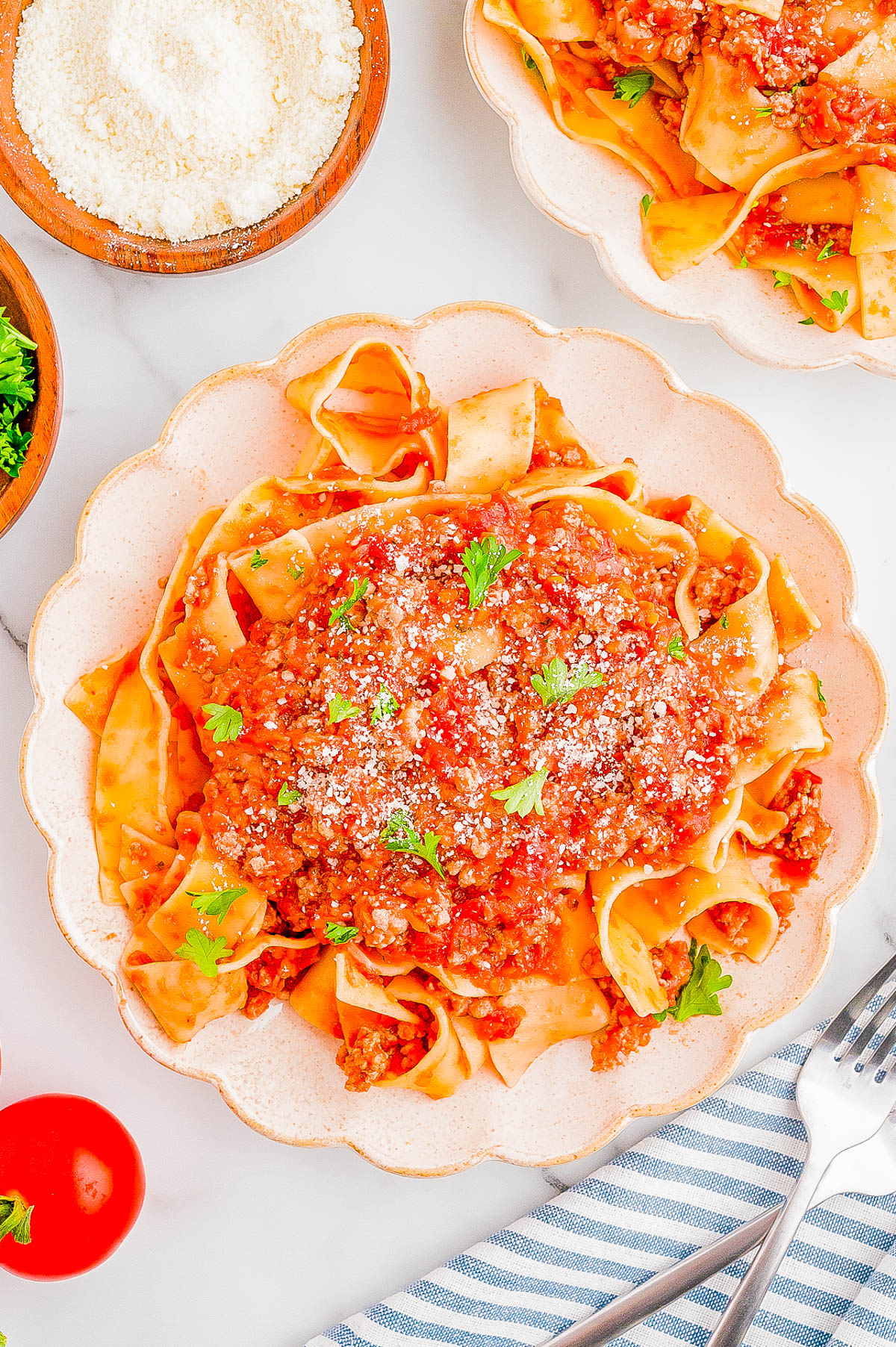 Quick Ground Chicken Bolognese Sauce — 🍝❤️🙌🏻 Just as comforting as what Nonna used to make, but so much LEANER and FASTER! Made with ground chicken, ready in 45 minutes, and the INCREDIBLE flavor of this easy bolognese recipe gives classic bolognese a run for its money! Make a big batch now and freeze some for later!