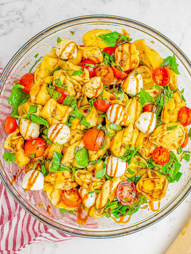 Tortellini Caprese Pasta Salad - 🥗🍅🌿🧀 All the flavors of traditional caprese salad including tomatoes, mozzarella, and basil, but with cheese tortellini to add a comfort food factor that everyone ADORES! Tossed in a light balsamic vinaigrette which adds loads of flavor without being heavy. So EASY, ready in 20 minutes, perfect for summer days, a quick work lunch, or as a family favorite dinner side dish!